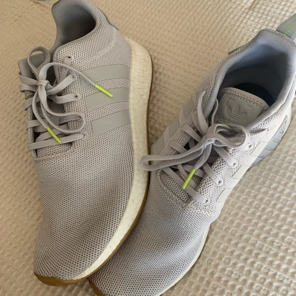 adidas gazelle silver green womens Adidas NMD R2 Primeknit White Black